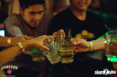 Greasy Cafe Live ที่ สวีท ซิกซ์ทีน — photo 30