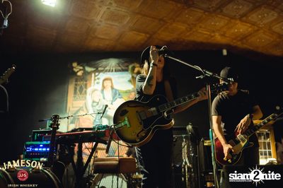Greasy Cafe Live ที่ สวีท ซิกซ์ทีน — photo 40