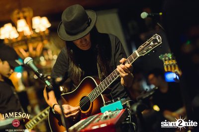Greasy Cafe Live ที่ สวีท ซิกซ์ทีน — photo 51