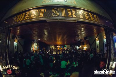 Greasy Cafe Live ที่ สวีท ซิกซ์ทีน — photo 54