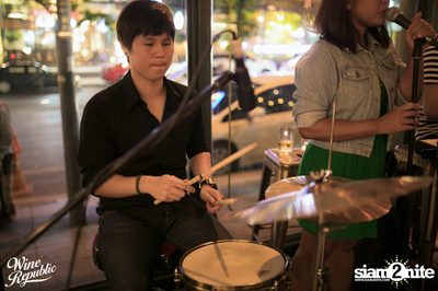 Friday Night at Wine Republic Thonglor — photo 7