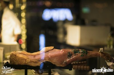 Friday Night at Wine Republic Thonglor — photo 21