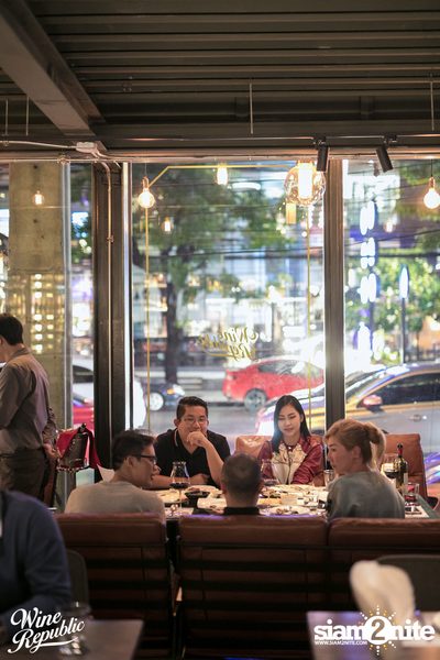 Friday Night at Wine Republic Thonglor — photo 43