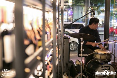 Friday Night at Wine Republic Thonglor — photo 51
