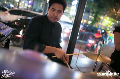 Friday Night at Wine Republic Thonglor — photo 67