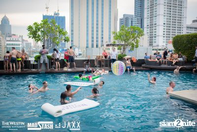 Westin Pool Party ที่ เดอะ เวสทิน แกรนด์ — photo 1