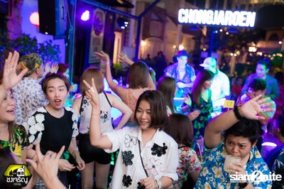 Wanna be 90s at Chongjaroen Festival — photo 12