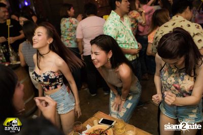 Wanna be 90s at Chongjaroen Festival — photo 31