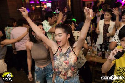 Wanna be 90s at Chongjaroen Festival — photo 32