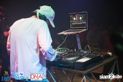 Singha Light pres. Lights Out Party at DNA Pingpub — photo 47