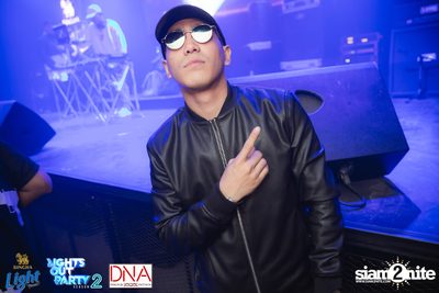 Singha Light pres. Lights Out Party at DNA Pingpub — photo 58