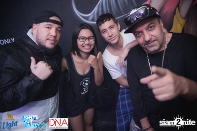 Singha Light pres. Lights Out Party at DNA Pingpub — photo 70