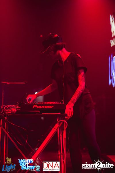 Singha Light pres. Lights Out Party at DNA Pingpub — photo 77