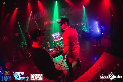 Singha Light pres. Lights Out Party at DNA Pingpub — photo 96