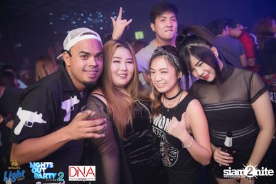 Singha Light pres. Lights Out Party at DNA Pingpub — photo 110
