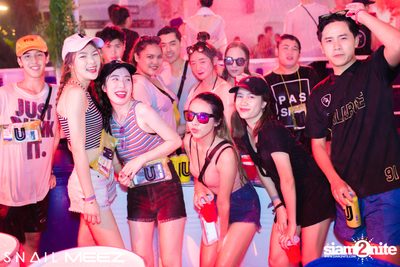 Splashdown Songkran Festival ที่ สเนล์บาร์ — photo 21