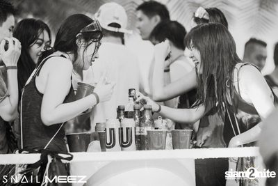 Splashdown Songkran Festival ที่ สเนล์บาร์ — photo 42