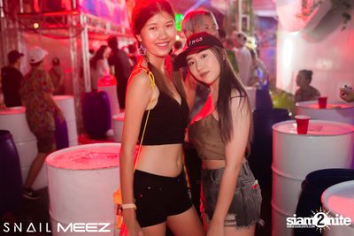 Splashdown Songkran Festival ที่ สเนล์บาร์ — photo 168