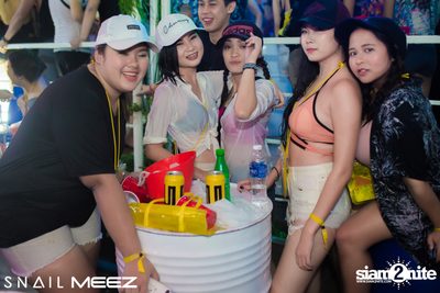 Splashdown Songkran Festival ที่ สเนล์บาร์ — photo 219