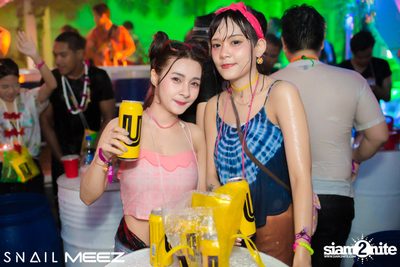 Splashdown Songkran Festival ที่ สเนล์บาร์ — photo 13