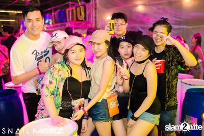 Splashdown Songkran Festival ที่ สเนล์บาร์ — photo 17