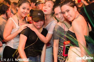 Splashdown Songkran Festival ที่ สเนล์บาร์ — photo 38