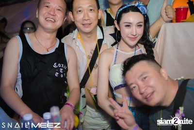 Splashdown Songkran Festival ที่ สเนล์บาร์ — photo 50