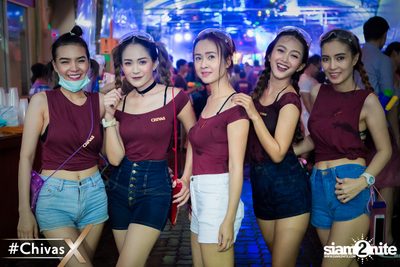 งาน ChivasX Wine Bridge Songkran 2017 — photo 29