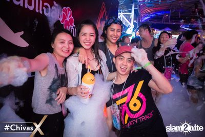 งาน ChivasX Wine Bridge Songkran 2017 — photo 124
