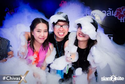 งาน ChivasX Wine Bridge Songkran 2017 — photo 189