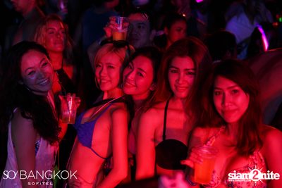 Songkran SO Pool Party ที่ โซฟิเทล โซ กรุงเทพ — photo 140