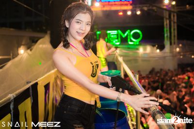 Splashdown Songkran Festival ที่ สเนล์บาร์ — photo 93
