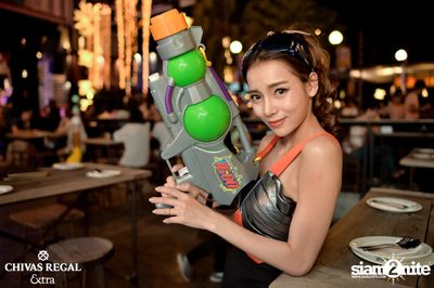 คอนเสิร์ตสงกรานต์กับ เบน ชลาทิศ ที่ ซิกซ์ตี้ซิกซ์ สเตชั่น — photo 10