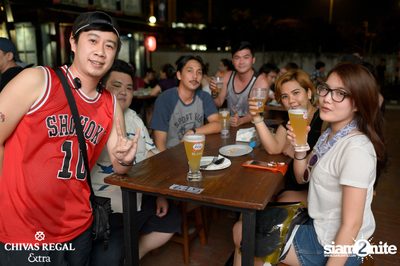 คอนเสิร์ตสงกรานต์กับ เบน ชลาทิศ ที่ ซิกซ์ตี้ซิกซ์ สเตชั่น — photo 13