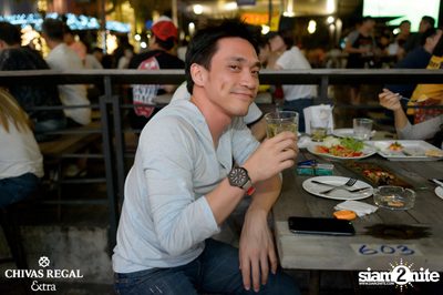 คอนเสิร์ตสงกรานต์กับ เบน ชลาทิศ ที่ ซิกซ์ตี้ซิกซ์ สเตชั่น — photo 24