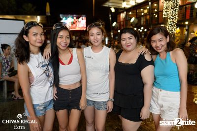 คอนเสิร์ตสงกรานต์กับ เบน ชลาทิศ ที่ ซิกซ์ตี้ซิกซ์ สเตชั่น — photo 40