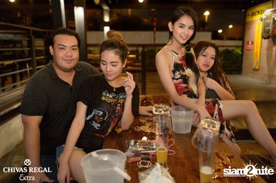 คอนเสิร์ตสงกรานต์กับ เบน ชลาทิศ ที่ ซิกซ์ตี้ซิกซ์ สเตชั่น — photo 54