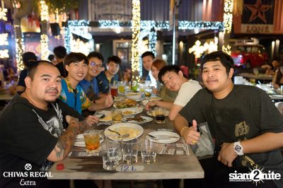 คอนเสิร์ตสงกรานต์กับ เบน ชลาทิศ ที่ ซิกซ์ตี้ซิกซ์ สเตชั่น — photo 68