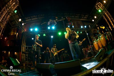 คอนเสิร์ตสงกรานต์กับ เบน ชลาทิศ ที่ ซิกซ์ตี้ซิกซ์ สเตชั่น — photo 99