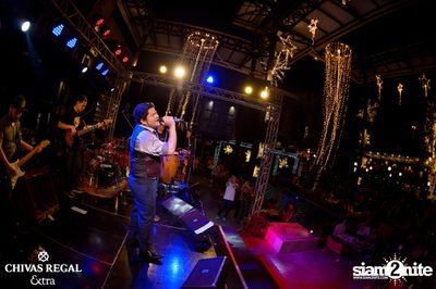 คอนเสิร์ตสงกรานต์กับ เบน ชลาทิศ ที่ ซิกซ์ตี้ซิกซ์ สเตชั่น — photo 100