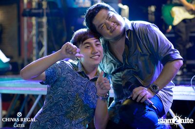 คอนเสิร์ตสงกรานต์กับ เบน ชลาทิศ ที่ ซิกซ์ตี้ซิกซ์ สเตชั่น — photo 114