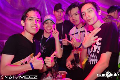 Splashdown Songkran Festival ที่ สเนล์บาร์ — photo 25