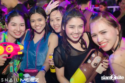 Splashdown Songkran Festival ที่ สเนล์บาร์ — photo 28