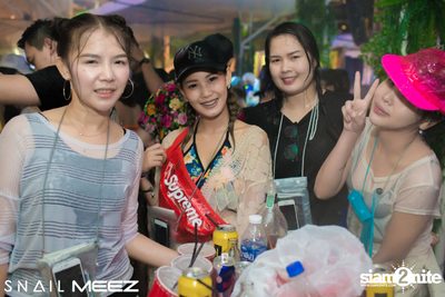 Splashdown Songkran Festival ที่ สเนล์บาร์ — photo 42
