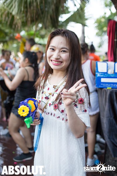 Wan Lai Songkran Pool Party at Hard Rock Hotel — photo 57
