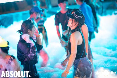 Wan Lai Songkran Pool Party at Hard Rock Hotel — photo 98
