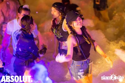 Wan Lai Songkran Pool Party at Hard Rock Hotel — photo 100