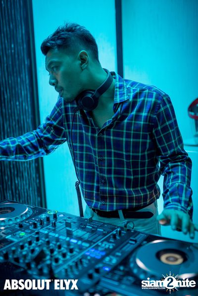 St Tropez Night by DJ Romain Pelletti at VOGUE — photo 25