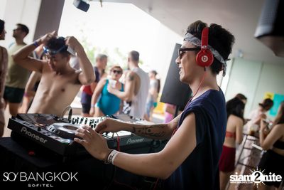 SO Pool Party ที่ โซ โซฟิเทล บางกอก — photo 53