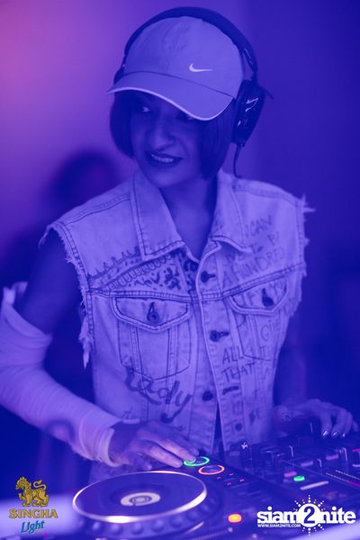 Exclusive Launch Party by Singha Light at BEAM (Album 1) — photo 17